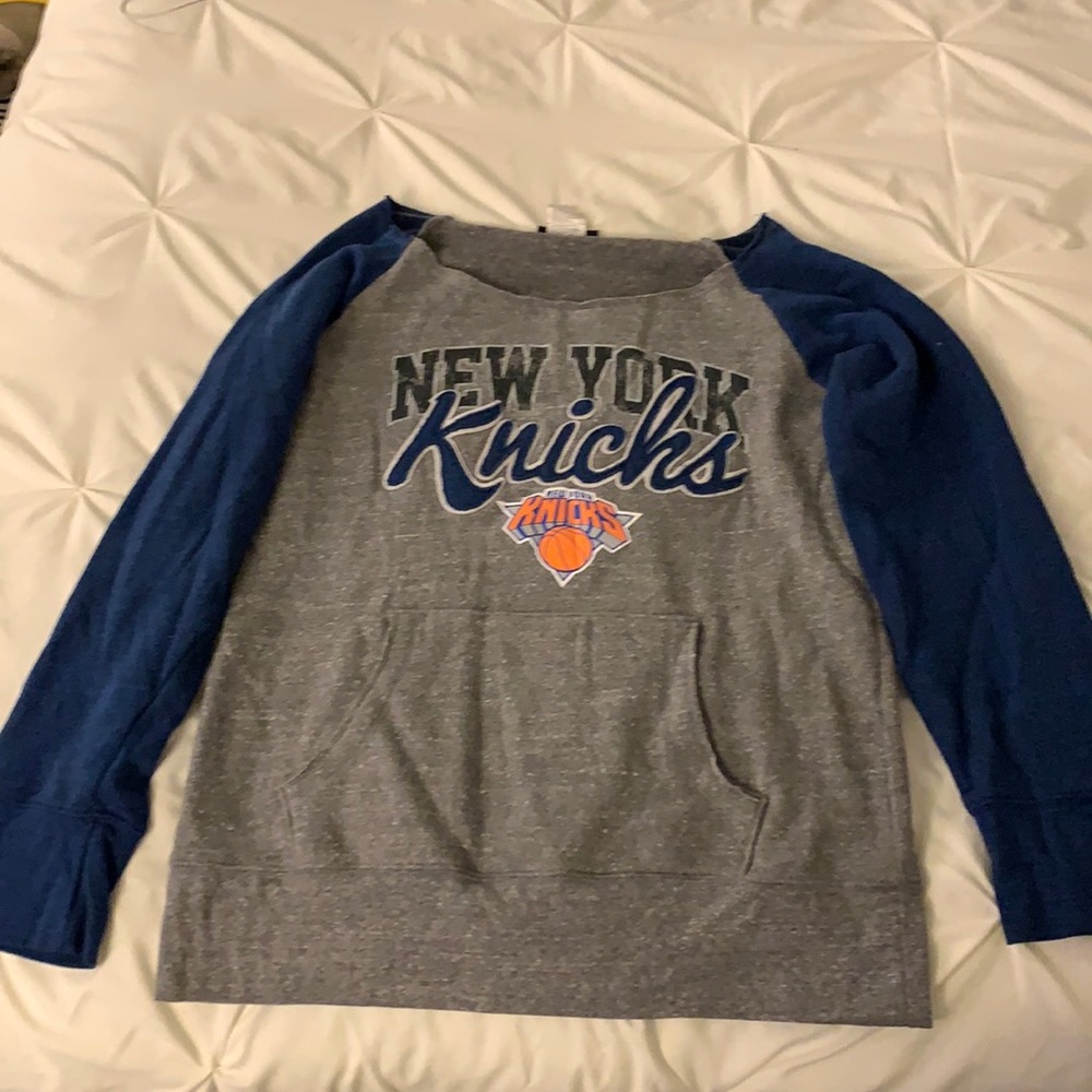 Knicks sweater